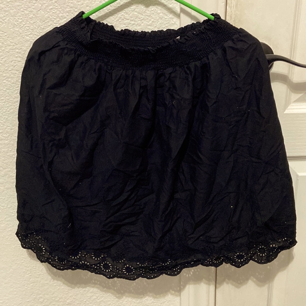 A black skirt